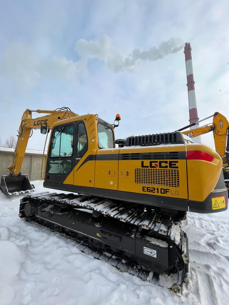 Гусеничный экскаватор LGCE E6210FLC