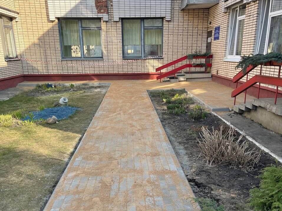 Благоустройство территории детского социального приюта по адресу: г. Минск, ул. М. Танка, 34а. Благотворительность